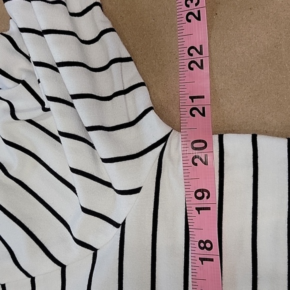 a new day Size XXL Black White Striped Long Sleeve Scoop Neck Shirt, EUC - Picture 7 of 11